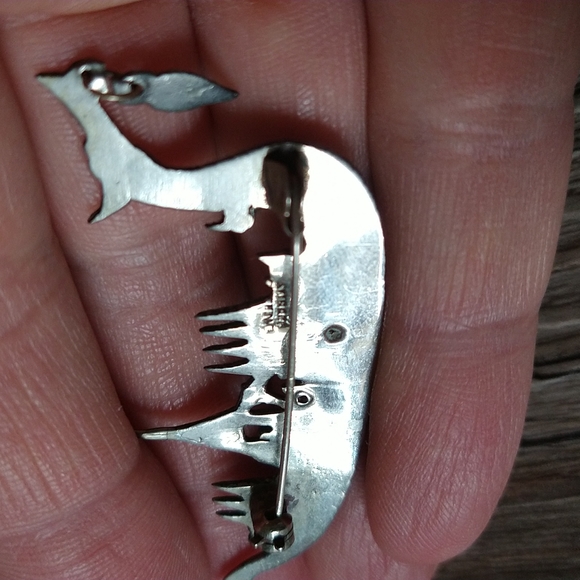 Vintage Sterling Silver Dragon Boat Pin - Picture 8 of 12